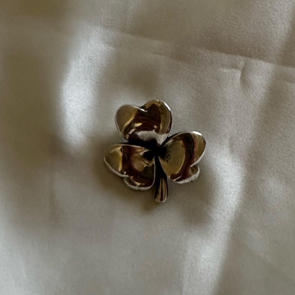James Avery Retired Silver Lucky Clover Pendant
